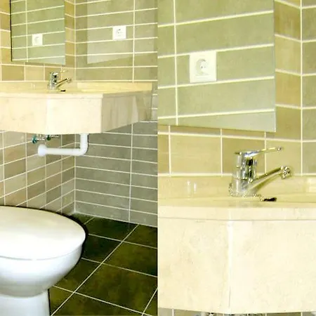 Modernos Apartman León